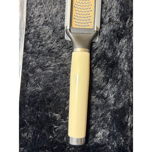 KitchenAid Stainless Steel Fine Grater/Zester With Soft Grip Handle NEW - Picture 2 of 6